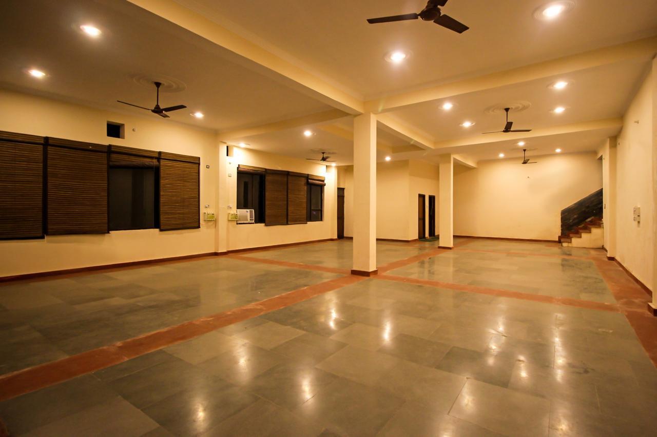 V Resorts Dukes Den Resort Ramnagar  Exterior photo